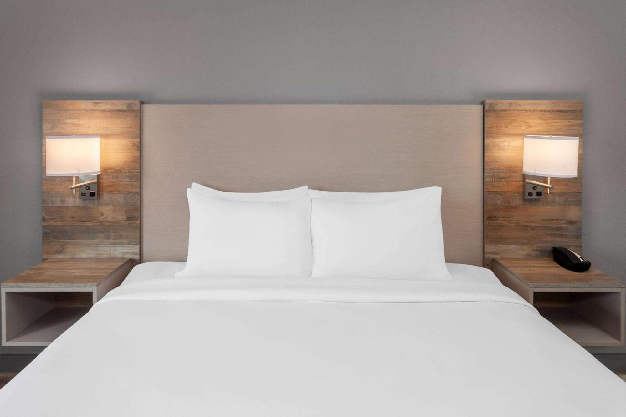 Links Bos Landen Hotel & Spa Of Pella, Trademark By Wyndham Екстер'єр фото