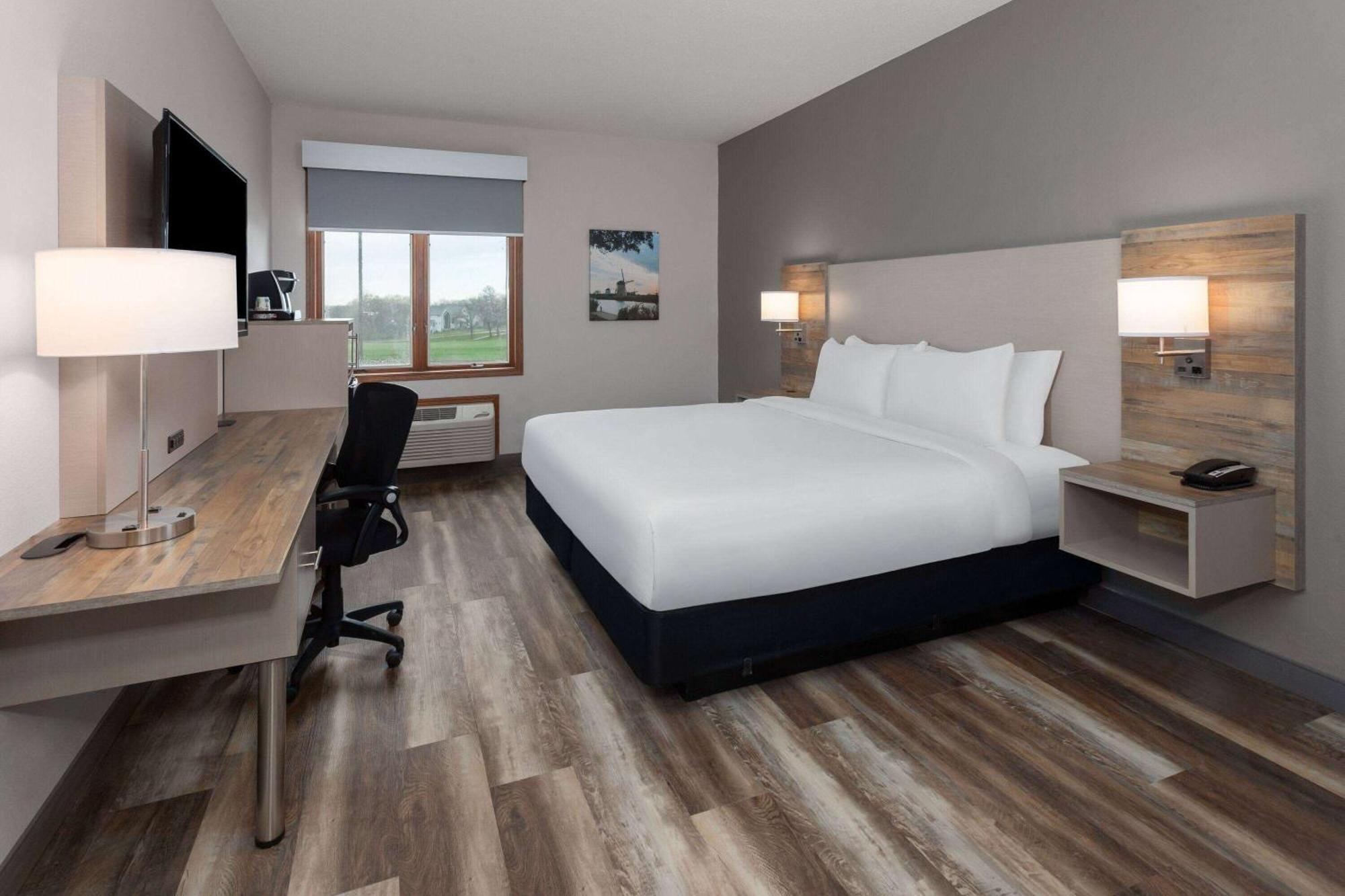Links Bos Landen Hotel & Spa Of Pella, Trademark By Wyndham Екстер'єр фото
